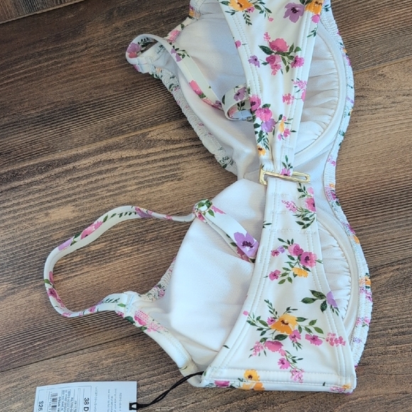 NWT Shade & Short Cream Vibrant Floral Bikini Top 38DD - Picture 5 of 5